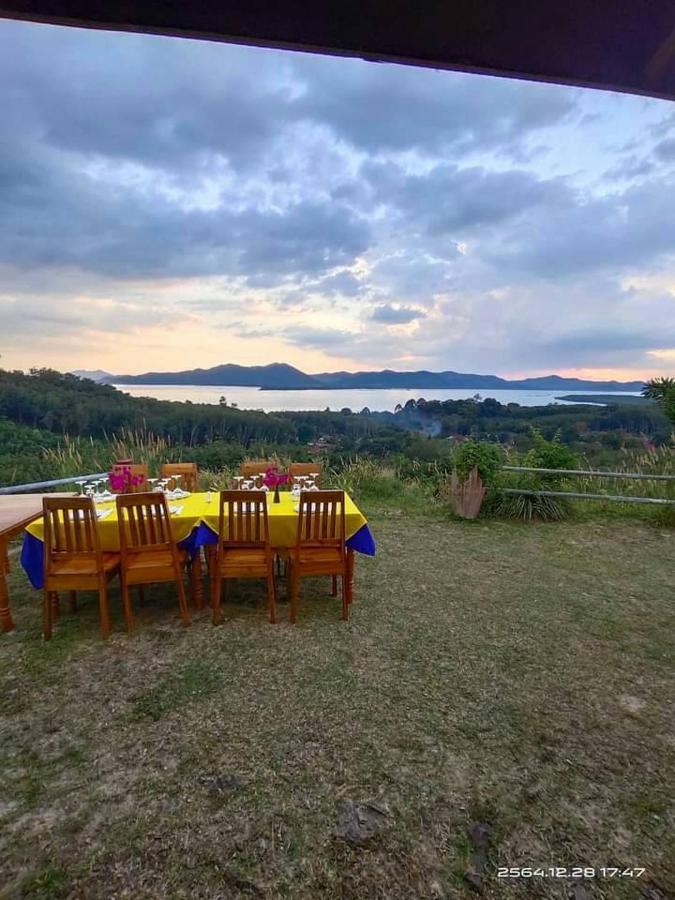 Koh Yaonoi Sunset Sea View Resort เกาะยาวน้อย ภายนอก รูปภาพ