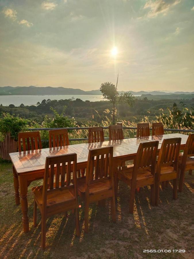 Koh Yaonoi Sunset Sea View Resort เกาะยาวน้อย ภายนอก รูปภาพ